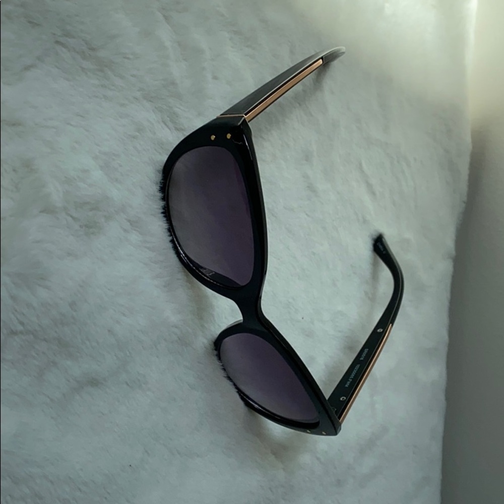 Foster Grant  NEW Women’s Sunglasses Marigold